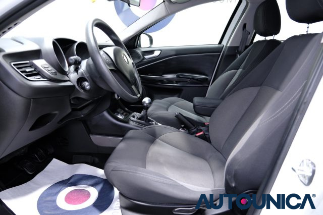 ALFA ROMEO Giulietta usata, con Autoradio