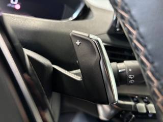 PEUGEOT 3008 usata, con Sensori di parcheggio anteriori