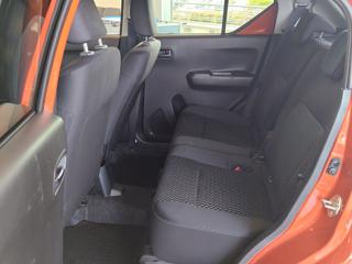 SUZUKI Ignis usata, con Autoradio