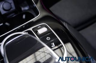 MERCEDES-BENZ E 220 usata, con Specchietti laterali elettrici