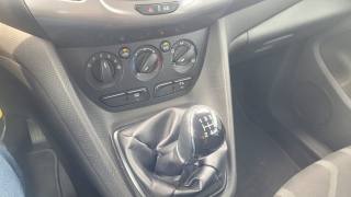 FORD Transit Connect usata, con USB