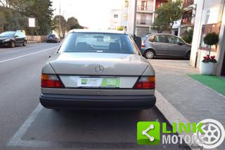 MERCEDES-BENZ 200 usata 12