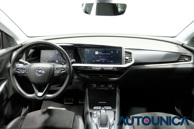 OPEL Grandland usata, con Controllo automatico clima