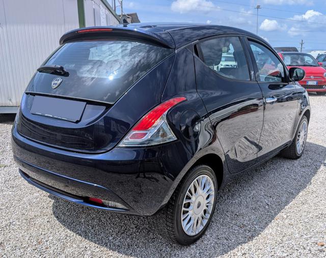LANCIA Ypsilon usata, con Airbag laterali