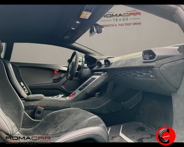 LAMBORGHINI Huracan usata 16