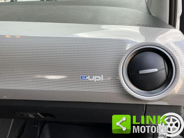 VOLKSWAGEN e-up! usata, con Bluetooth