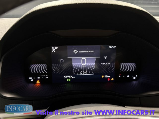 SKODA Karoq usata, con Cruise Control