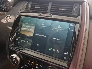 JAGUAR E-Pace usata 31