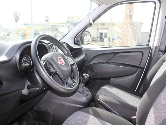 FIAT Doblo usata, con Controllo automatico clima