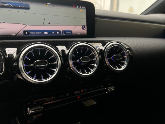 MERCEDES-BENZ A 250 usata, con Specchietti laterali elettrici
