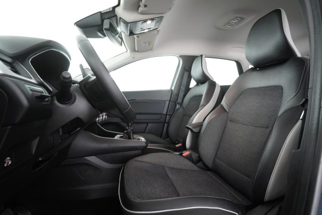 RENAULT Captur usata 2