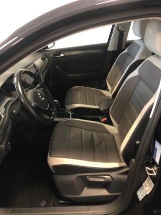VOLKSWAGEN T-Roc usata, con Alzacristalli elettrici