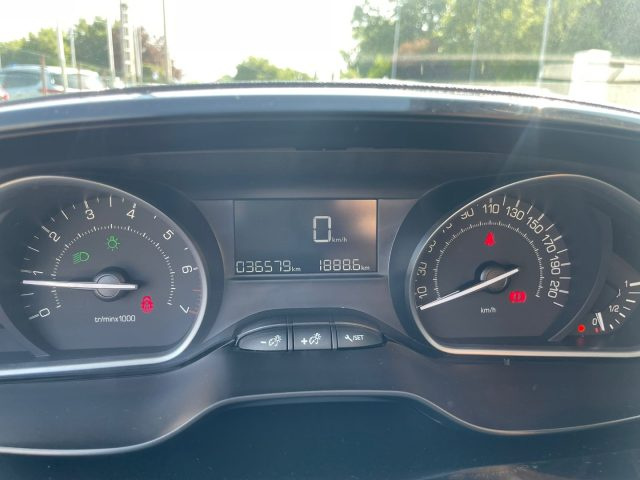 PEUGEOT 208 usata, con Bluetooth