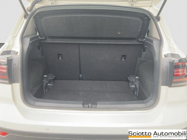 VOLKSWAGEN T-Cross usata, con Autoradio digitale