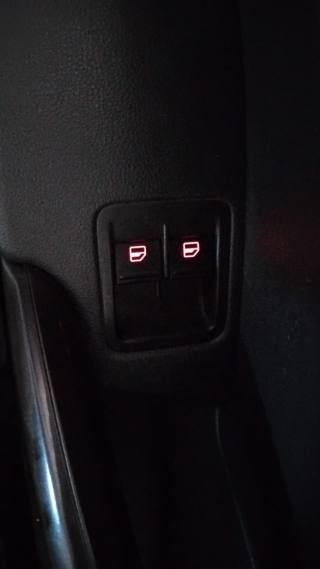 VOLKSWAGEN Caddy usata, con Specchietti laterali elettrici