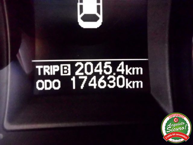 HYUNDAI i40 usata, con Sensori di parcheggio posteriori