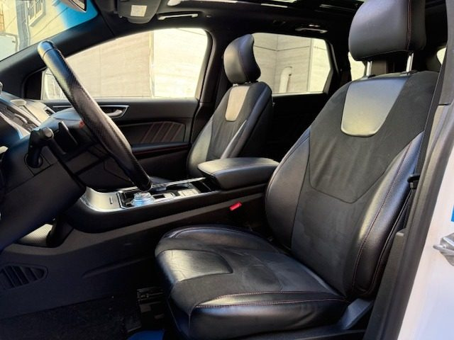 FORD Edge usata, con Controllo automatico clima