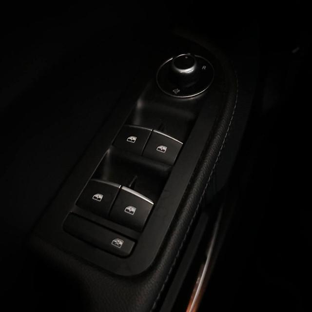 ALFA ROMEO Giulia usata, con Autoradio digitale