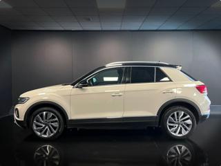 VOLKSWAGEN T-Roc usata, con Autoradio
