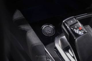 PEUGEOT 3008 usata, con Touch screen