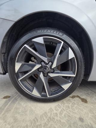 PEUGEOT 308 usata, con Sistema di navigazione