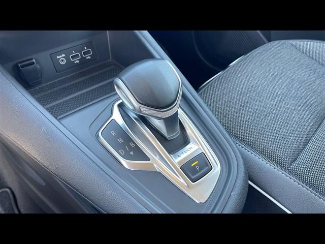 RENAULT Captur usata, con Autoradio