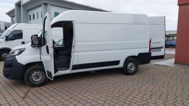 FIAT Ducato usata, con Climatizzatore automatico, 2 zone