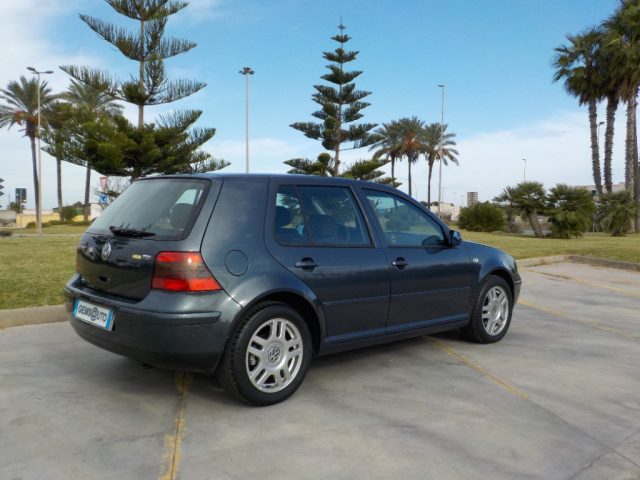 VOLKSWAGEN Golf usata, con Sedile posteriore sdoppiato