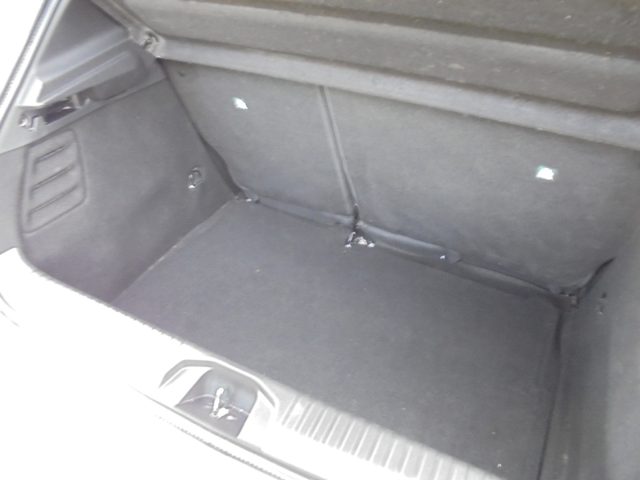 RENAULT Clio usata, con Bluetooth