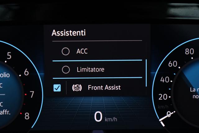 VOLKSWAGEN Golf usata, con Park Distance Control