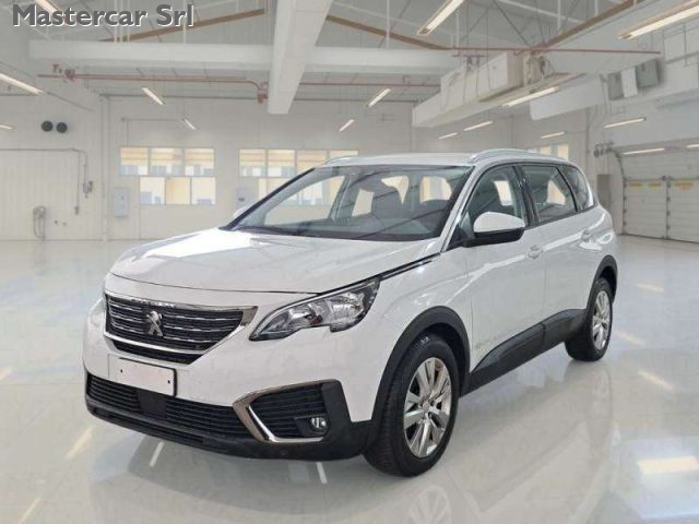 PEUGEOT 5008 usata, con Airbag
