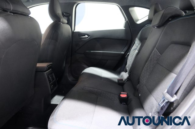 RENAULT Captur usata, con Sistema di avviso di distanza