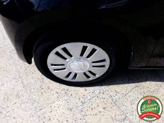 VOLKSWAGEN up! usata, con Climatizzatore automatico, 2 zone