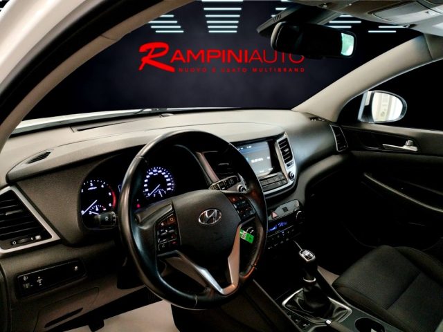 HYUNDAI Tucson usata 12