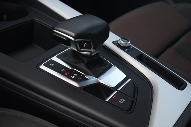 AUDI A4 usata, con Controllo automatico clima