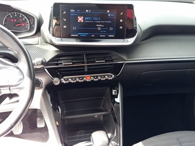 PEUGEOT 2008 usata, con Airbag testa