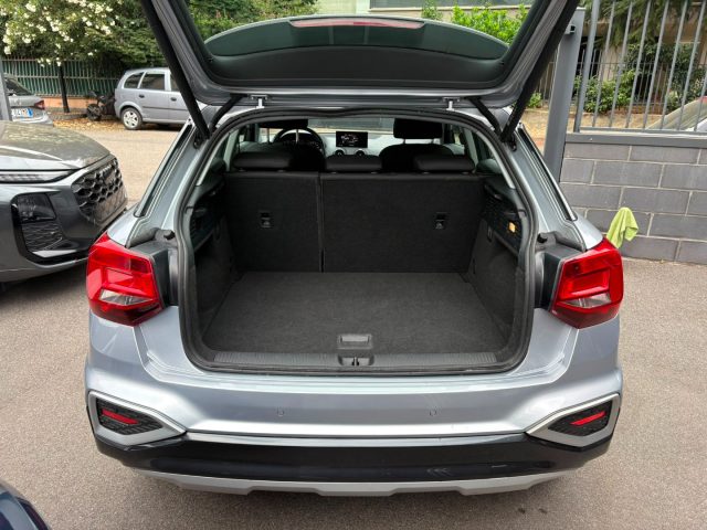AUDI Q2 usata, con Park Distance Control