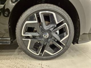 VOLKSWAGEN Golf usata, con Autoradio