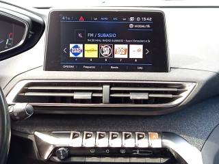 PEUGEOT 3008 usata, con Sistema di navigazione