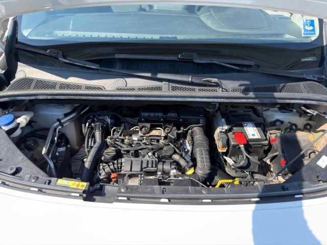 OPEL Combo usata 12