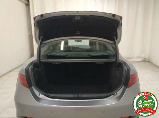 ALFA ROMEO Giulia usata, con Climatizzatore
