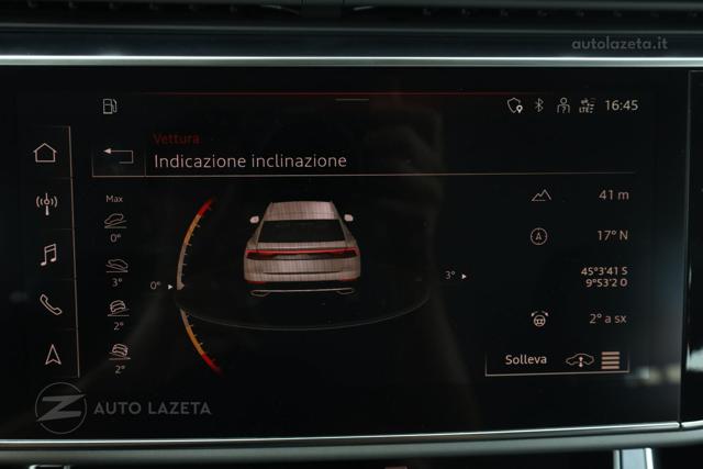 AUDI Q8 usata, con Sistema di parcheggio automatico