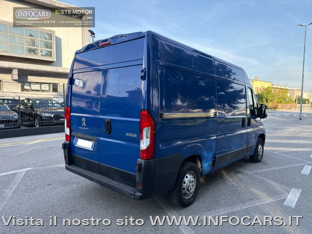 PEUGEOT Boxer usata, con Alzacristalli elettrici