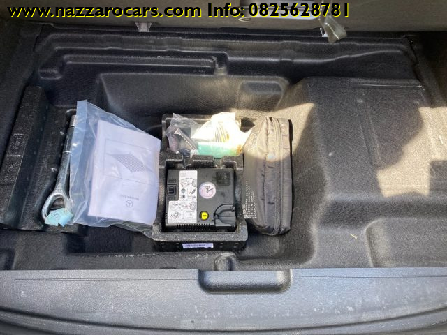 MERCEDES-BENZ E 220 usata, con Climatizzatore automatico, 2 zone