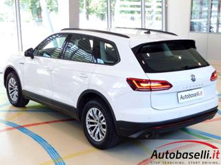 VOLKSWAGEN Touareg usata, con Vivavoce
