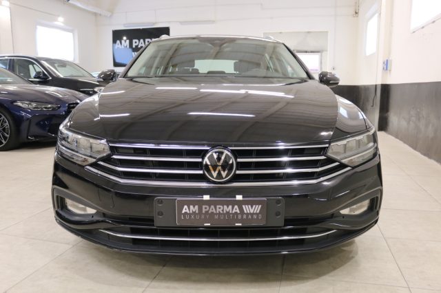 VOLKSWAGEN Passat Variant usata, con Airbag