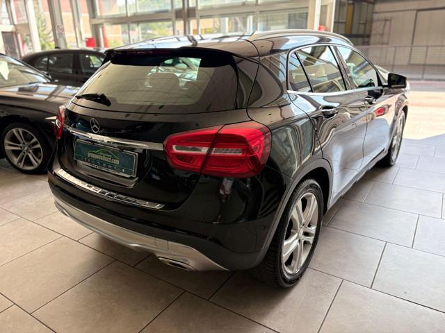 MERCEDES-BENZ GLA 180 usata, con Alzacristalli elettrici