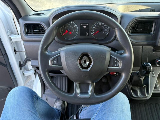 RENAULT Master usata, con USB
