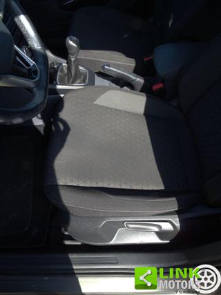 VOLKSWAGEN T-Cross usata, con ESP