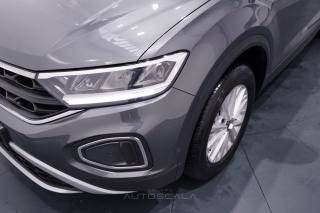 VOLKSWAGEN T-Roc usata 29